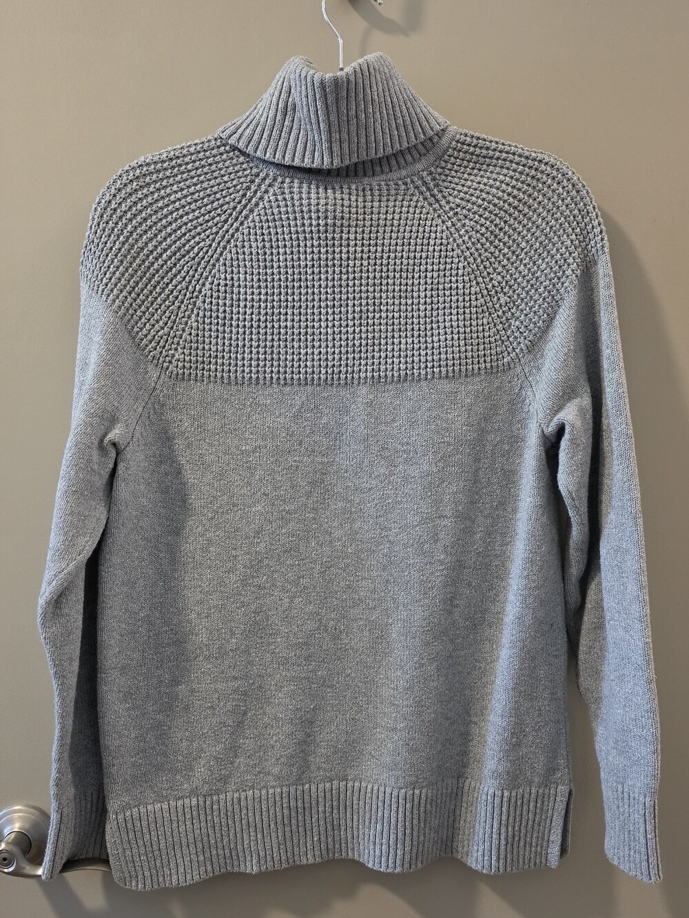 L.L. Bean Light Gray Waffle-Yoke Turtleneck Sweater - Small